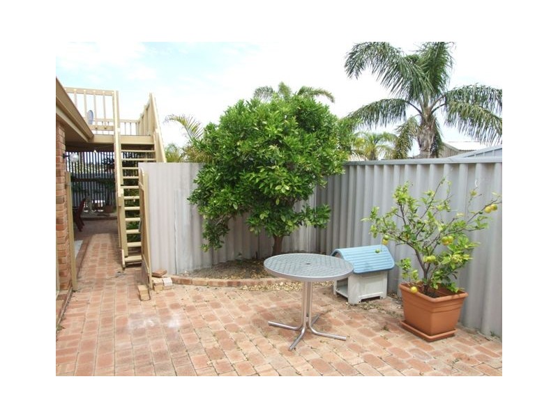 9 Perrona Gardens, Mullaloo WA 6027