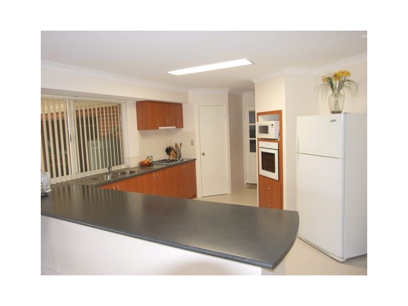 33 Thurleigh Approach, Butler WA 6036