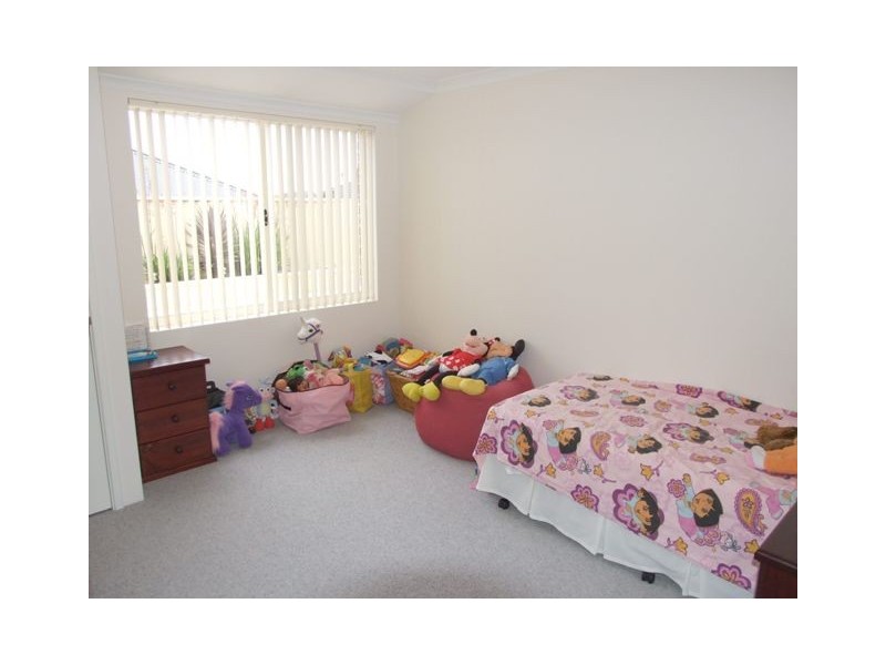 33 Thurleigh Approach, Butler WA 6036