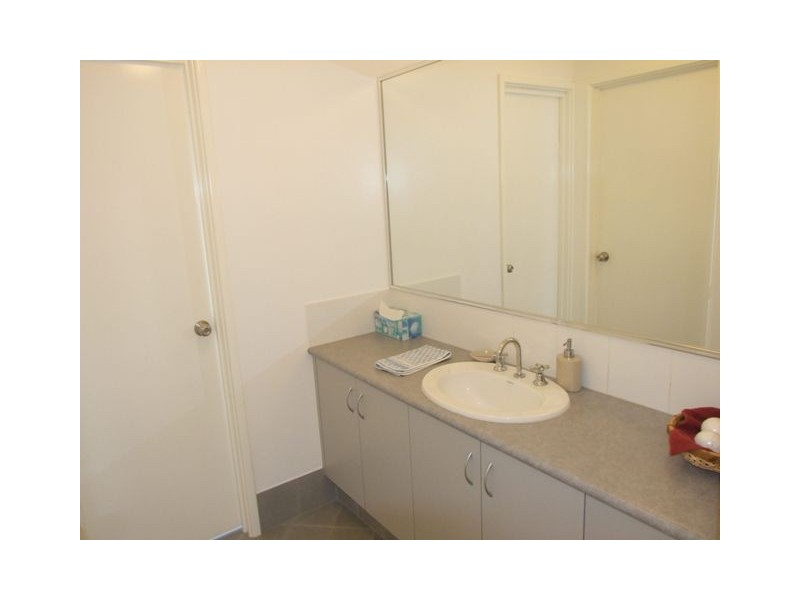 33 Thurleigh Approach, Butler WA 6036