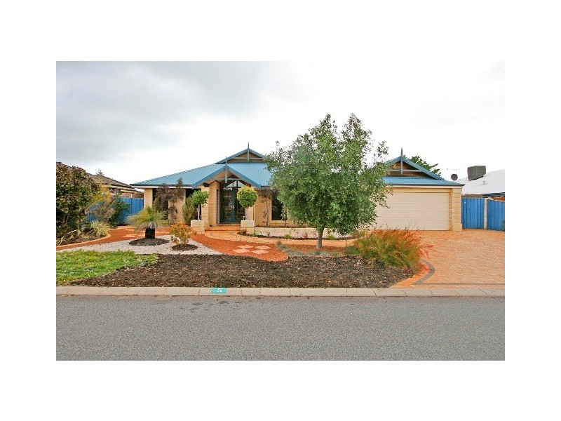 5 Peel Way, Mindarie WA 6030