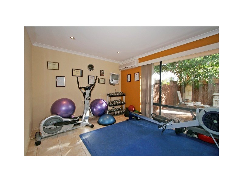 5 Peel Way, Mindarie WA 6030