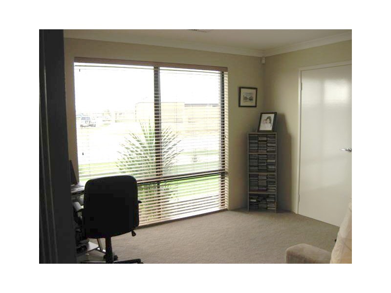 44  Barmouth Loop, Butler WA 6036