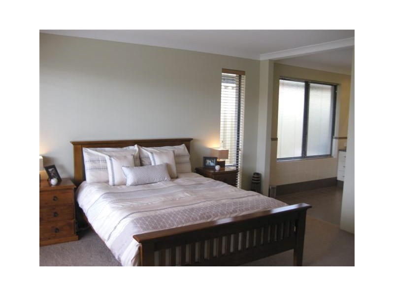 44  Barmouth Loop, Butler WA 6036