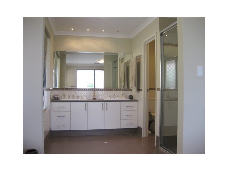 44  Barmouth Loop, Butler WA 6036