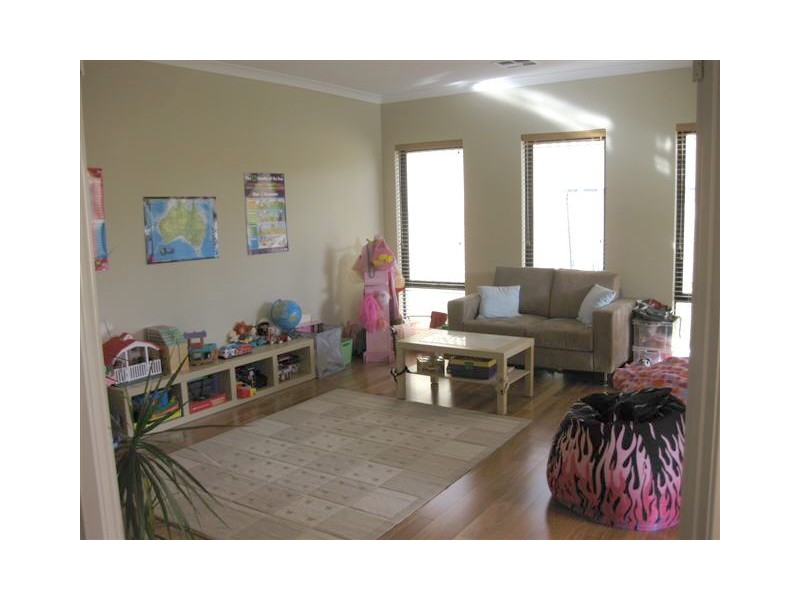 44  Barmouth Loop, Butler WA 6036