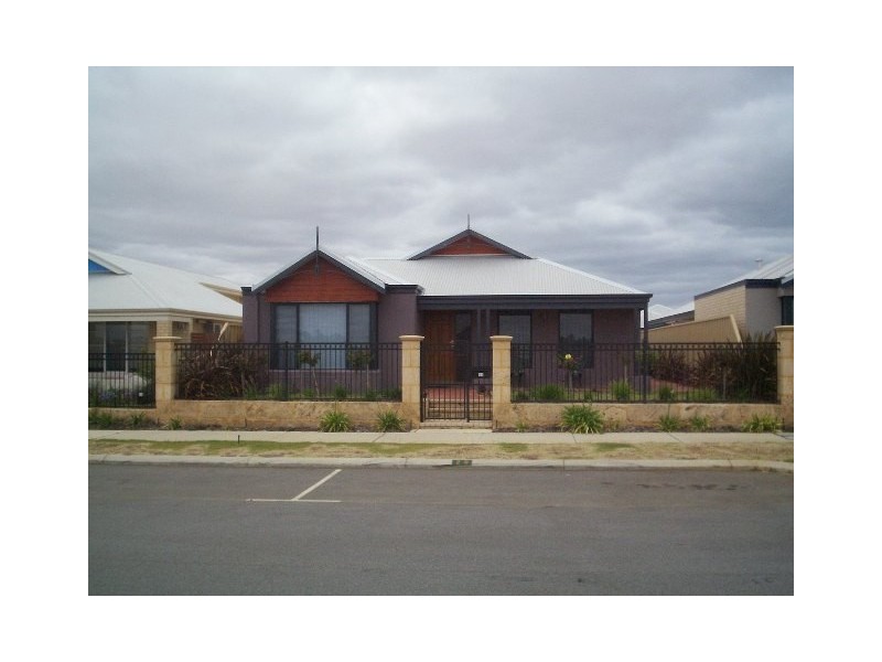 28 Tredegar Street, Butler WA 6036