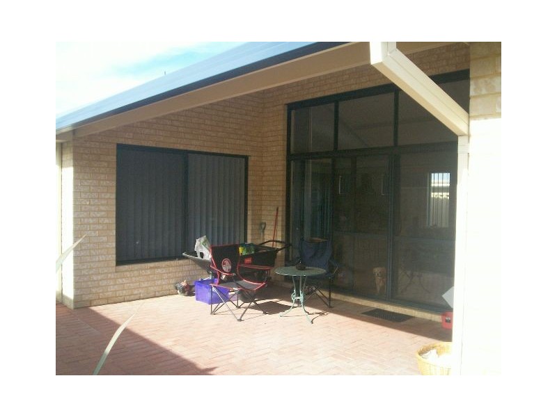28 Tredegar Street, Butler WA 6036