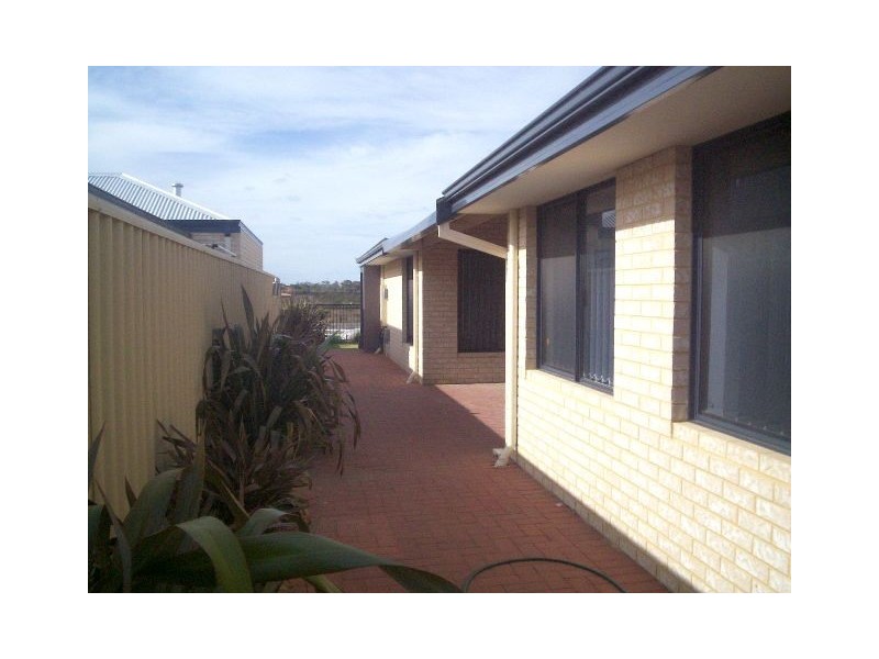 28 Tredegar Street, Butler WA 6036