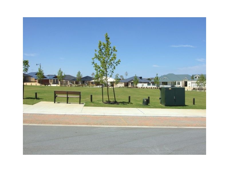 1 Shelburne Garden, Ridgewood WA 6030