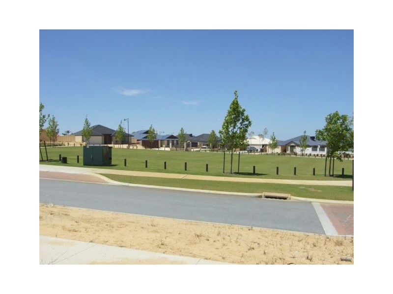 1 Shelburne Garden, Ridgewood WA 6030