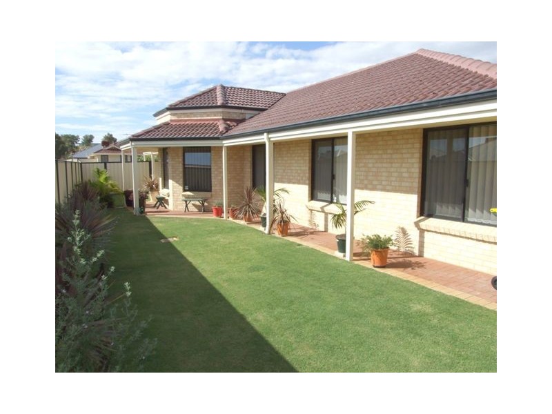 19 Ridglea Link, Clarkson WA 6030