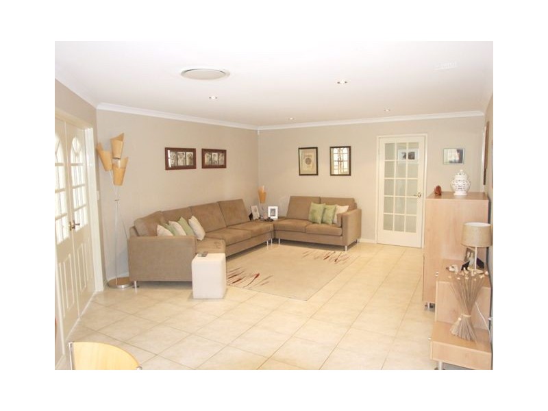 86  Golf Links Drive, Carramar WA 6031