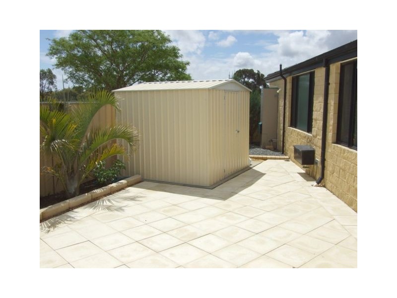 86  Golf Links Drive, Carramar WA 6031