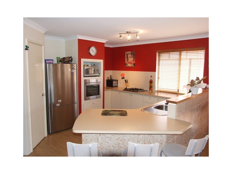 6 Salamanca Turn, Clarkson WA 6030