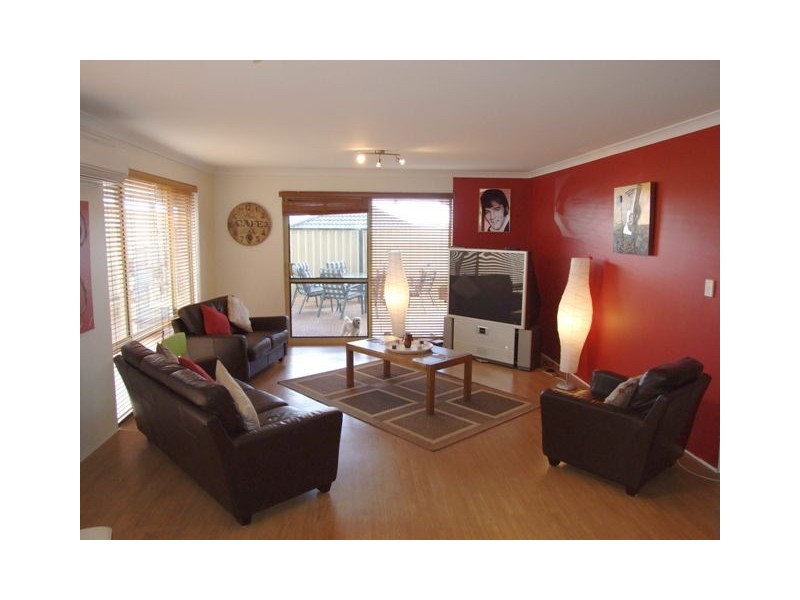 6 Salamanca Turn, Clarkson WA 6030