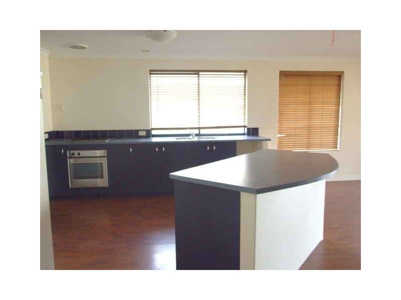 5 Adelong Circuit, Merriwa WA 6030