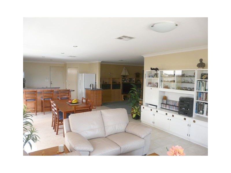 12  Sweep Ridge, Yanchep WA 6035