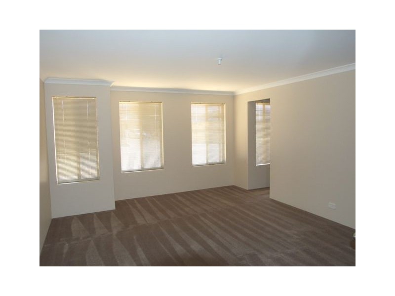 35 Huntly Avenue, Butler WA 6036