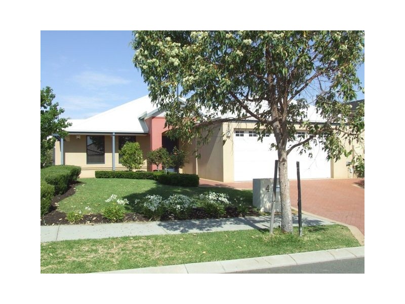 4  Jinkins Way, Madeley WA 6065