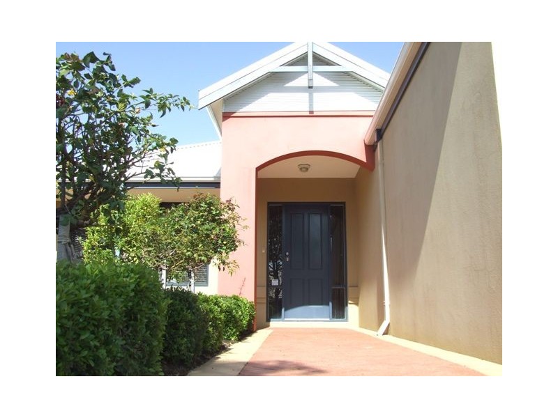 4  Jinkins Way, Madeley WA 6065