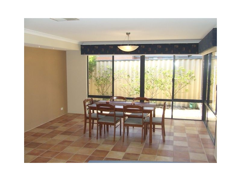 4  Jinkins Way, Madeley WA 6065