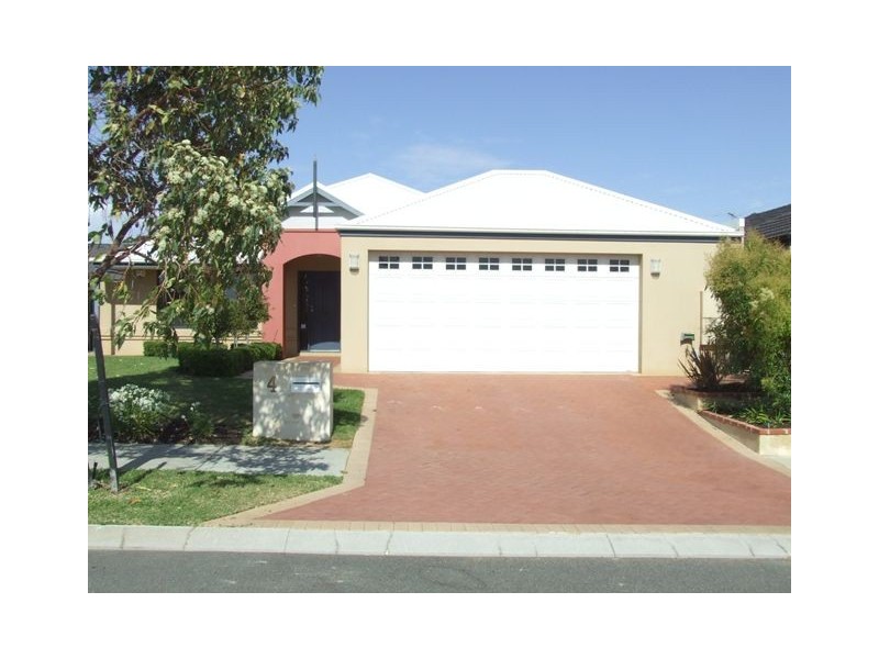 4  Jinkins Way, Madeley WA 6065