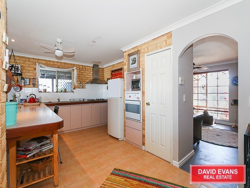 17 Kalix Elbow, Merriwa WA 6030