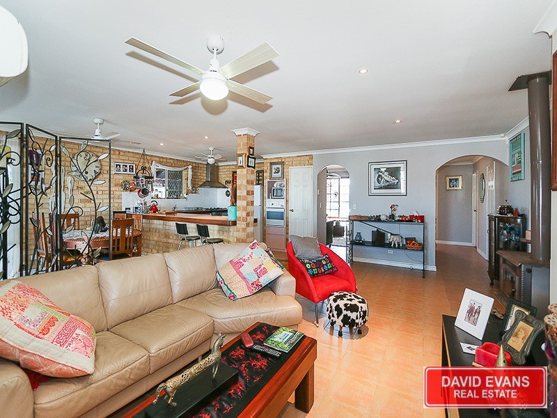 17 Kalix Elbow, Merriwa WA 6030