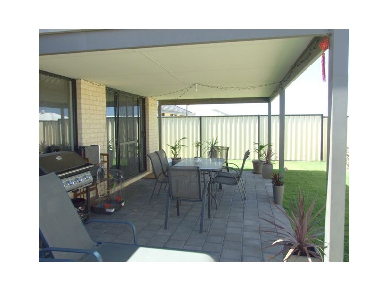 112  Liberty Drive, Clarkson WA 6030