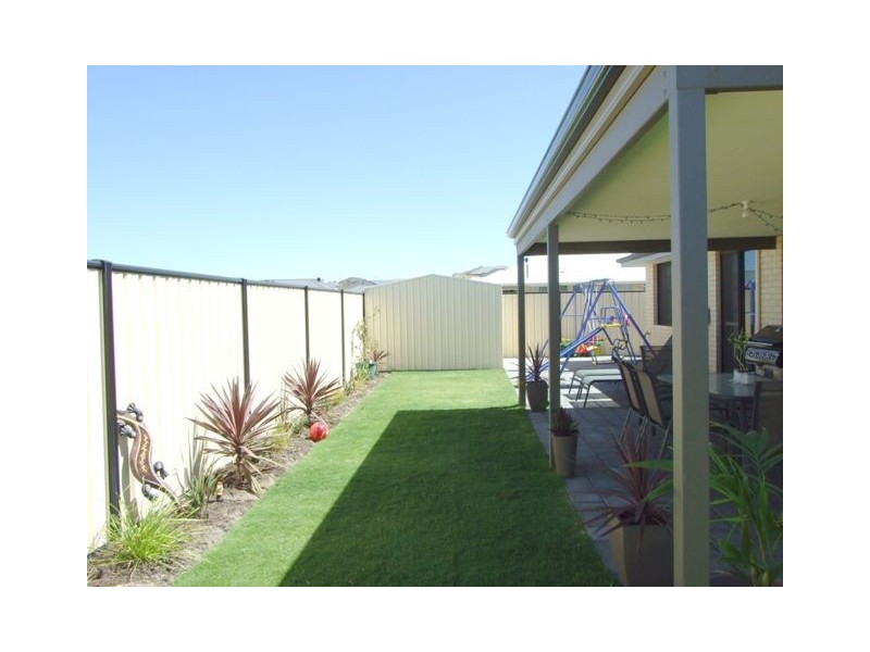 112  Liberty Drive, Clarkson WA 6030