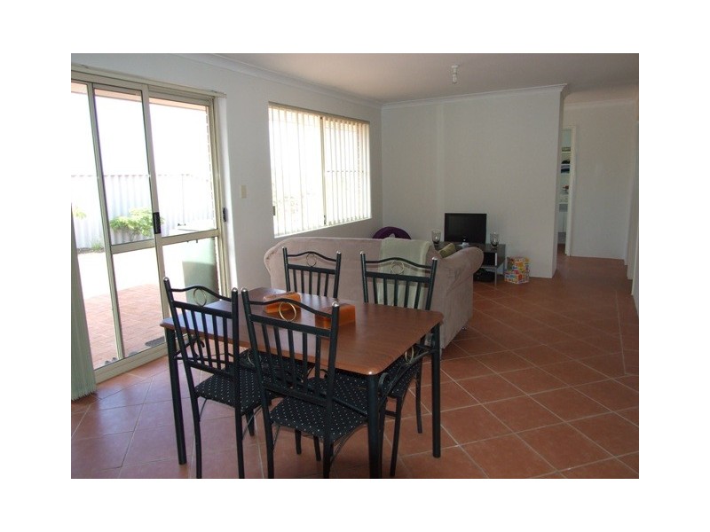 5  Burnett Drive, Clarkson WA 6030