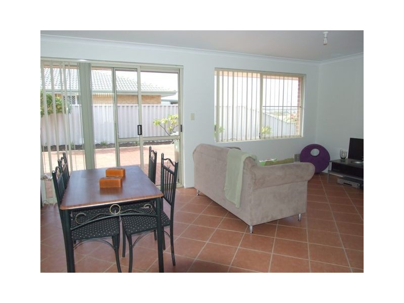 5  Burnett Drive, Clarkson WA 6030