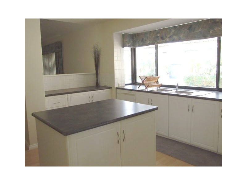 5  Keatons Lane, Iluka WA 6028