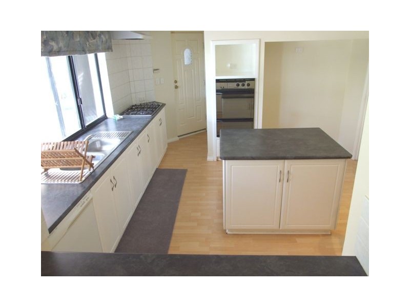 5  Keatons Lane, Iluka WA 6028