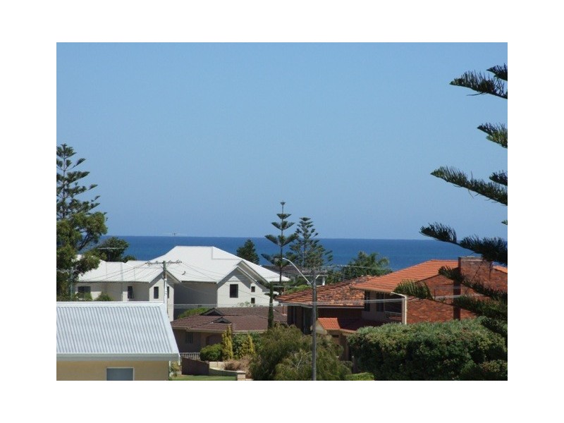 1/22 Iluka Avenue, Mullaloo WA 6027