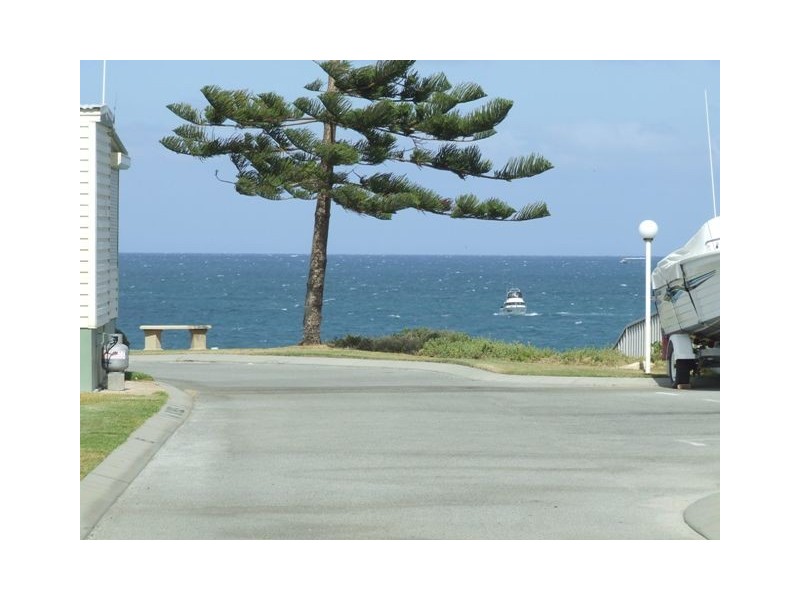 87/1 Williams Way, Seabird WA 6042