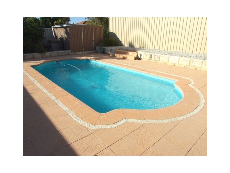 3  Jenolan Way, Merriwa WA 6030