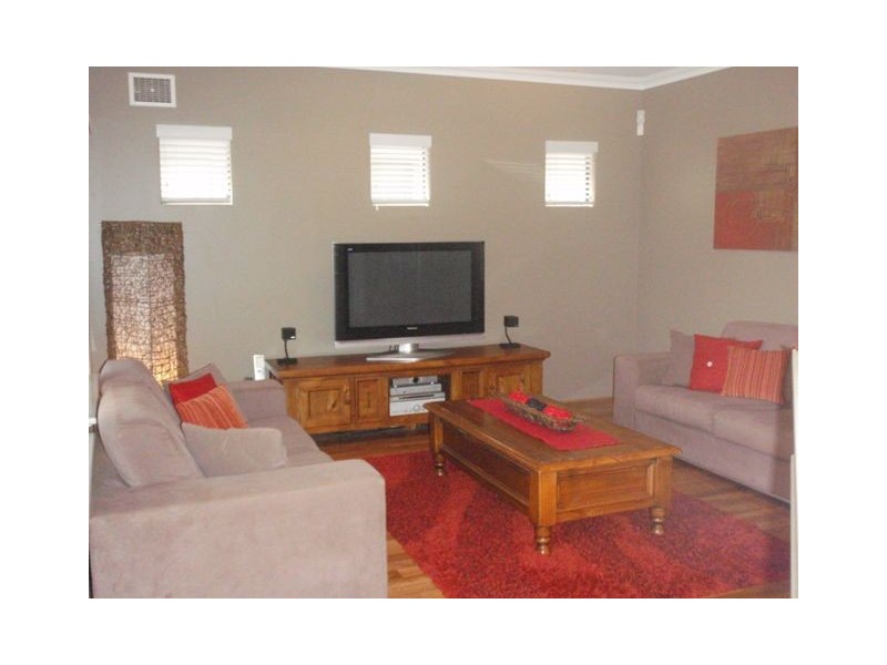 35 Halifax Boulevard, Mindarie WA 6030