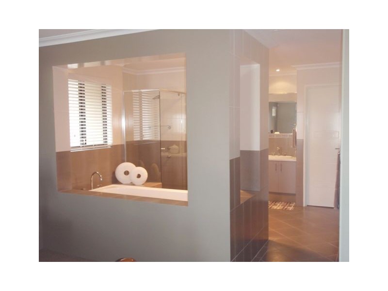 35 Halifax Boulevard, Mindarie WA 6030