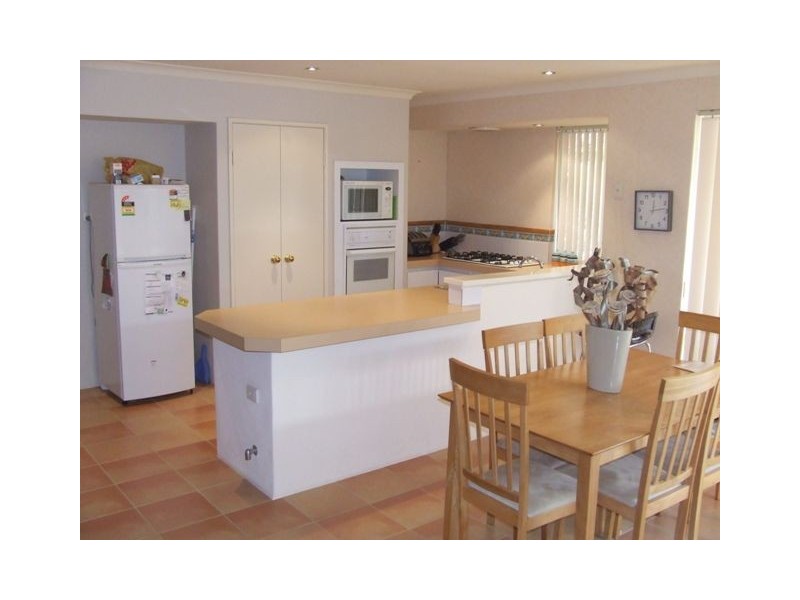 12 Seamill Glen, Kinross WA 6028