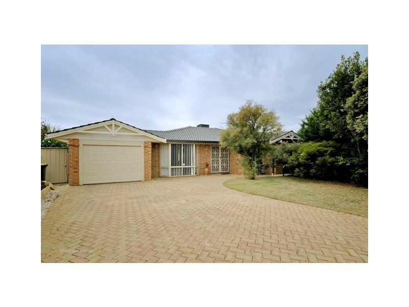 6  Doon Court, Kinross WA 6028