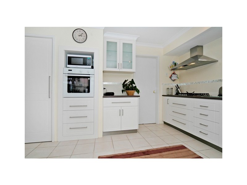 6  Doon Court, Kinross WA 6028