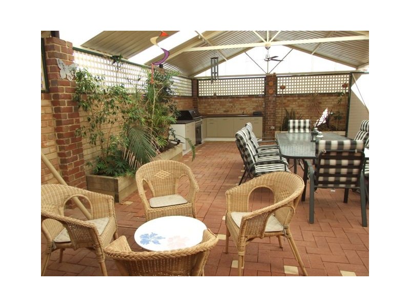 6 Earlsferry Green, Kinross WA 6028