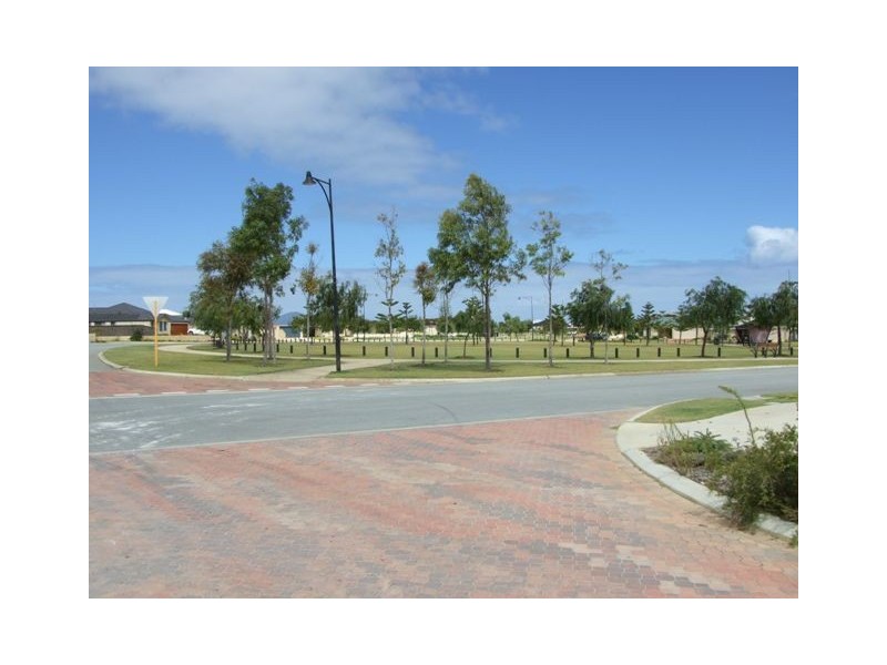 21 Moorlinch Street, Butler WA 6036