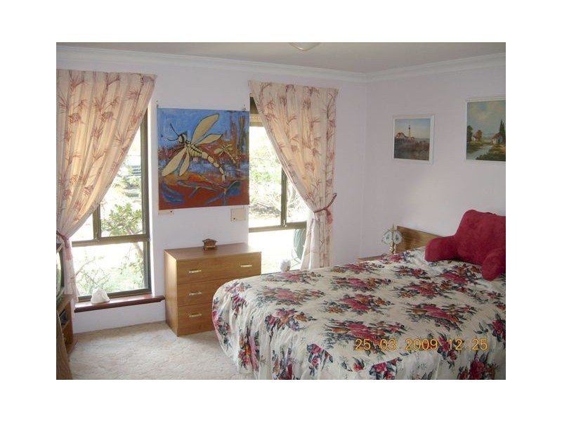 9  Byrne Close, Padbury WA 6025