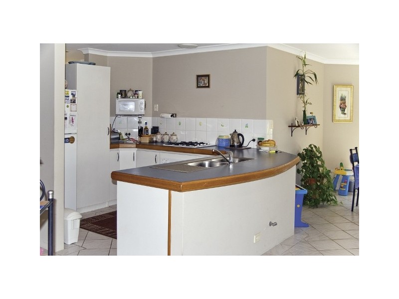 27 Seagrove Blvd, Merriwa WA 6030