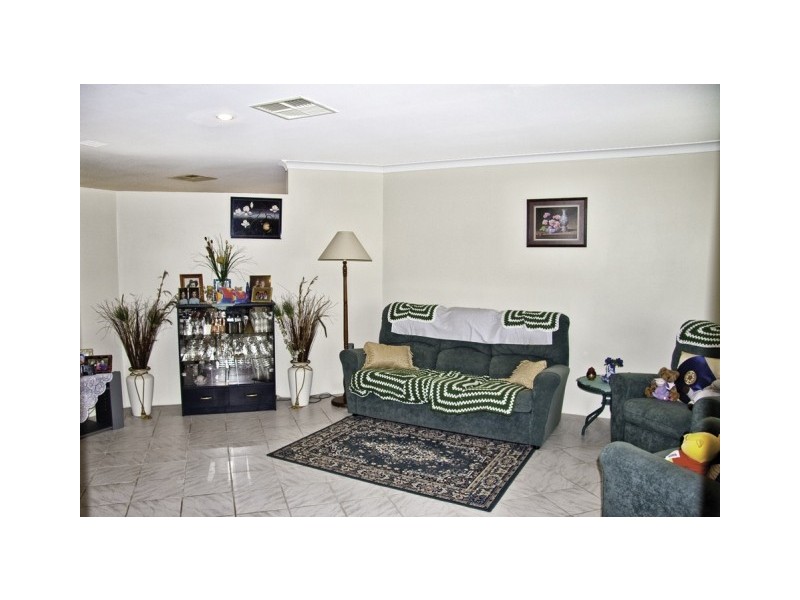 27 Seagrove Blvd, Merriwa WA 6030