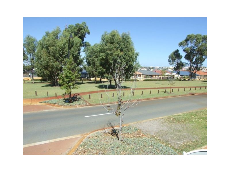 33 Homestead Drive, Clarkson WA 6030