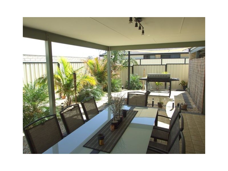 33 Homestead Drive, Clarkson WA 6030